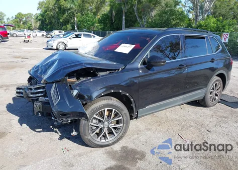 2020 Volkswagen Tiguan 2.0T Se/2.0T Se R-Line Black/2.0T Sel из США, поврежденный, VIN 3VV3B7AX5LM035504